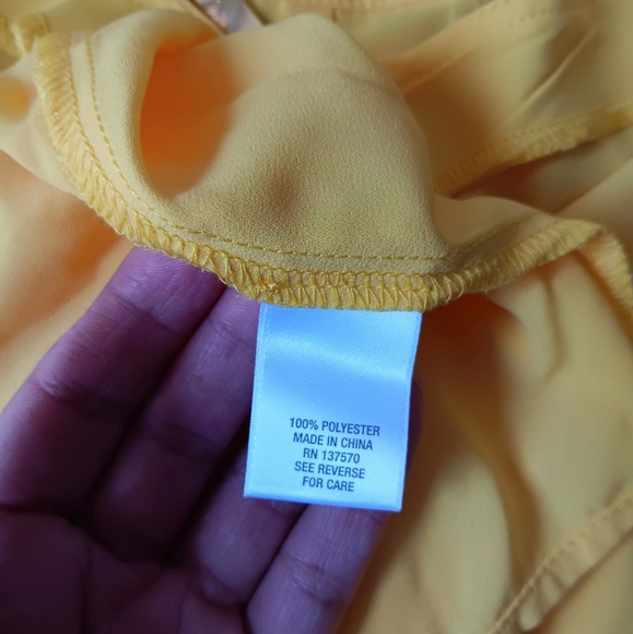 NWT Roz & Ali Women's Sleeveless Top Plus Size 1X, yellow color, never worn. - Picture 13 of 14